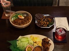 -埋位小酒馆(东城店)