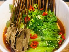 冷锅串串-怂嘴冷锅串串&乐山烧烤(中赢康康谷店)