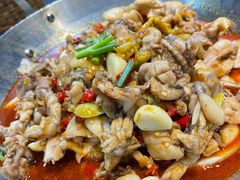 -昱龙大盆牛蛙馆(三兴街总店)