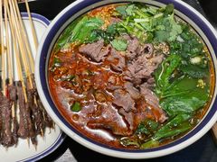 -云阿蛮云南生烫牛肉米线(奉贤路店)