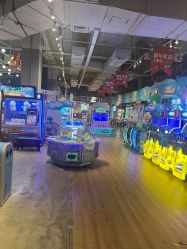 -探奇乐园蹦床公园(日月广场店)