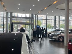 -杭州中升之星奔驰4S店(滨江店)