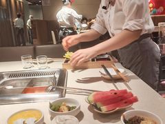 -海底捞火锅鲜切牛肉主题店(长寿路店)
