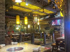 -小龙坎老火锅(滨江店)