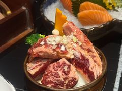 -山川小町·极番烧肉(新地假日广场店)