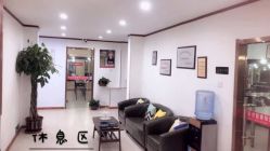 -小乐化妆美甲半永久培训学校