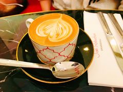 -Salon de The de Joel Robuchon(外滩18号店)