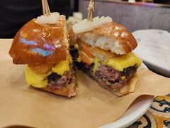 -LESCEDARS Brasserie Bistro香柏树