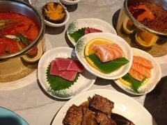 -雍容荟帝王蟹活龙虾展台自助(IFS黑金店)