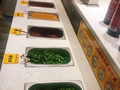自助调料区-超级鲜•胡毛肚火锅(扬帆店)
