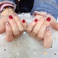 -IMEET美甲美睫工作室
