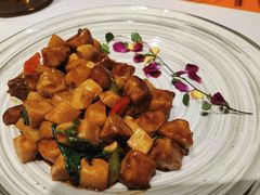 紫苏肉碎炒杏鲍菇-若蘭慈·无国界素食料理(欢乐海岸店)