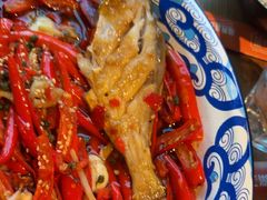 -临界音乐酒馆·小龙虾·江湖菜(华熙LIVE·鱼洞店)