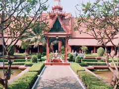 -吐斯廉屠杀博物馆