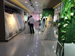 -巴黎时尚婚纱摄影(南汇店)