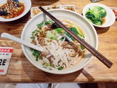 -湘人龙记老长沙米粉(鸟巢店)