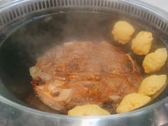 -哈尔滨烧烤·山河村铁锅炖(交大店)