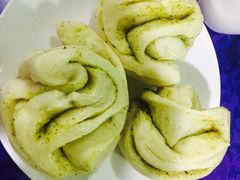 -穆豪麦蒸碗羊羔肉