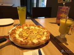 -必胜客(WOW中心城店)