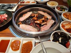 -烧肉一番·新韩式炭火烤肉(大岭山店)