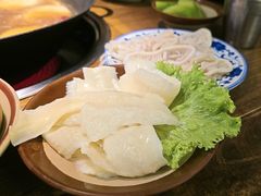 -巴卤社老火锅(财富店)