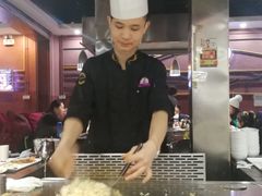 -利昂法式铁板主题餐厅(新奥购物中心店)