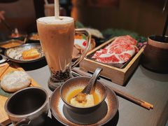 大红袍珍珠奶茶-湊湊火锅·茶憩(杭州湖滨银泰in77店)