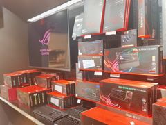 -ROG玩家国度(美罗城店)