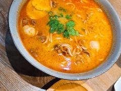 冬阴功海鲜米粉汤-长勺子东南亚(街道口店)