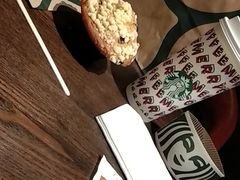 -星巴克臻选(南京金茂览秀城店)