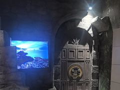-暴风岛沉浸式体验馆(百联世纪店)