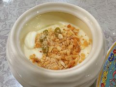 -汗腾格里·风味餐厅(新疆驻京办店)