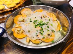蒜蓉粉丝蒸扇贝-石岐乳鸽村(南海第三分店)