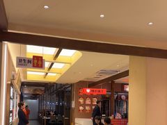-阿瓦山寨·湘菜现炒·剁椒鱼头王(咸阳总店)