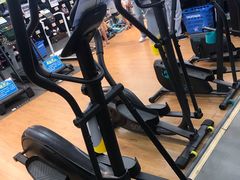 -迪卡侬(顺峰山店)