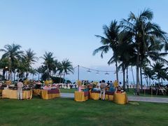 -亚龙湾喜来登·美景台大堂吧