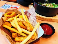 油炸拼盘-鱼籽村秘制拌饭(崇文门店)