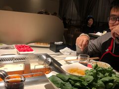 -海底捞火锅鲜切牛肉主题店(长寿路店)