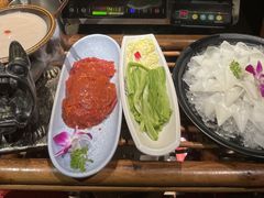 -老牌坊云南鱼豆花火锅(哈西万达店)