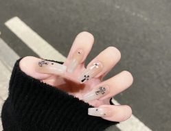 -兔猫ToMoreNails美甲美睫