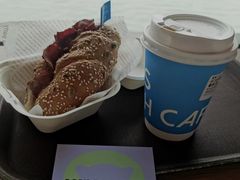 -抱抱地球咖啡馆(国家海洋博物馆店)