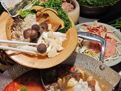 -楠小云·云南鲜菌·鲜牛自助火锅(九眼桥店)