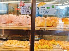 -奈雪的茶(市百一店)