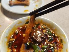 -九尺赵老四鲜鹅肠火锅