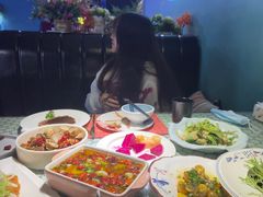 -忘忧草融合私房菜(红鼎国际店)