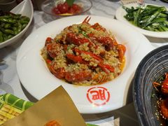 -肥肥虾庄·金牌油焖大虾(首义路店)