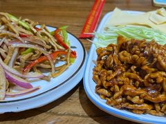 -东来菜馆•手抓海鲜家常菜•海鲜锅贴(鸽子窝店)
