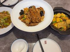 -闫府私房菜(恒隆店)