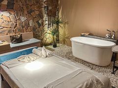 -快乐大桶水养生足浴SPA(前兴路店)
