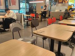 -麦当劳(轻轨曹杨路店)